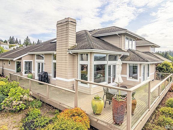 2nd image of 161 Windrose Dr
