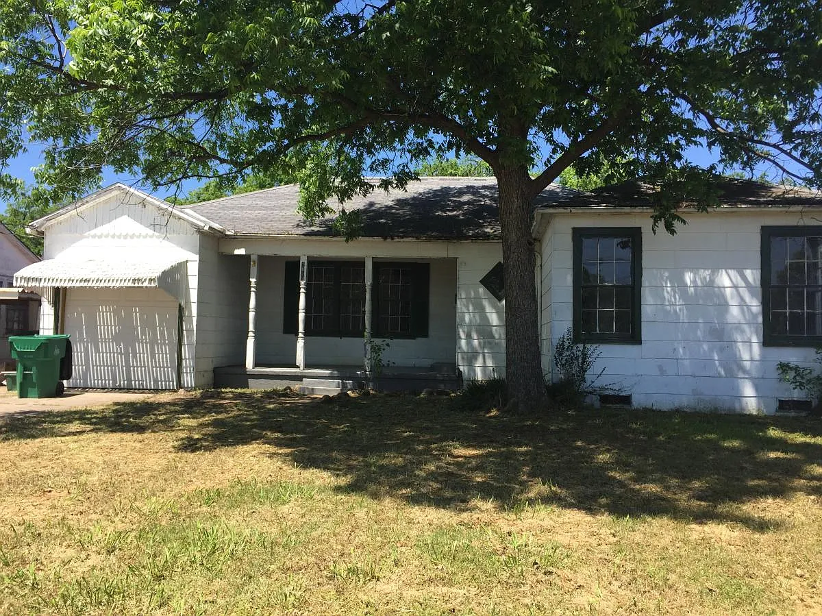 3 bed, 1.5 bath, 1591 sqft, $1,455 — Photo 4