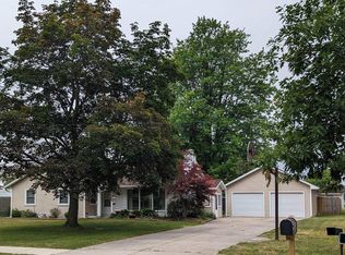 3661 N Thomas Rd, Freeland, MI 48623