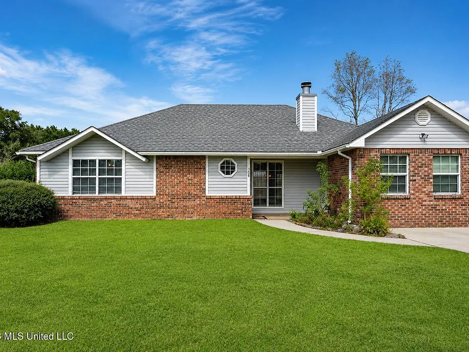 508 Woodward Dr