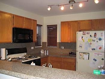 3rd image of 2204 Carpenter Ave