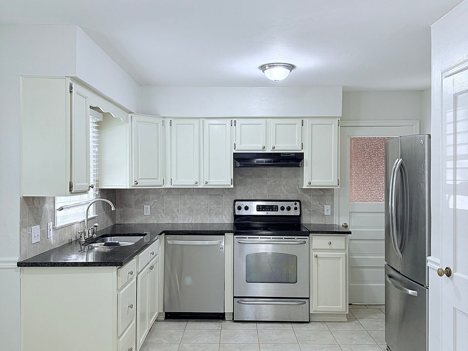 1st image of 5319 Linden St