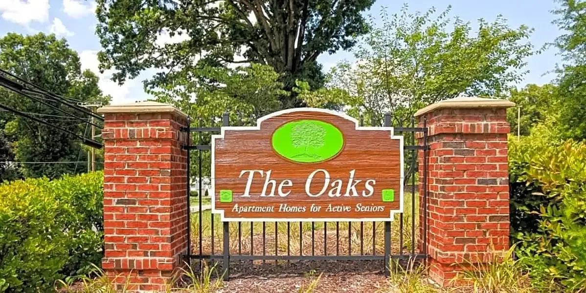 The Oaks Apartment +55 — Photo 1