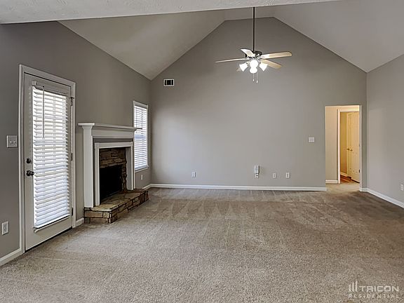 3rd image of 249 Pebble Creek Dr