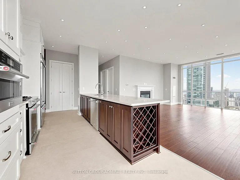 825 Church St #Penthouse 401 — Photo 6