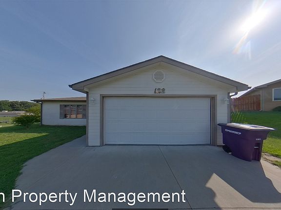 2nd image of 122 Allen Hill Dr