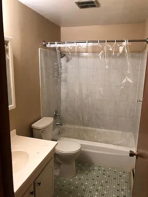 2 bed, 900 sqft, $1,400 — Photo 4