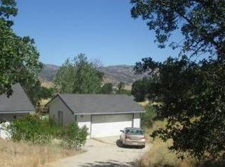 17900 Stymie Ct, Tehachapi, CA 93561