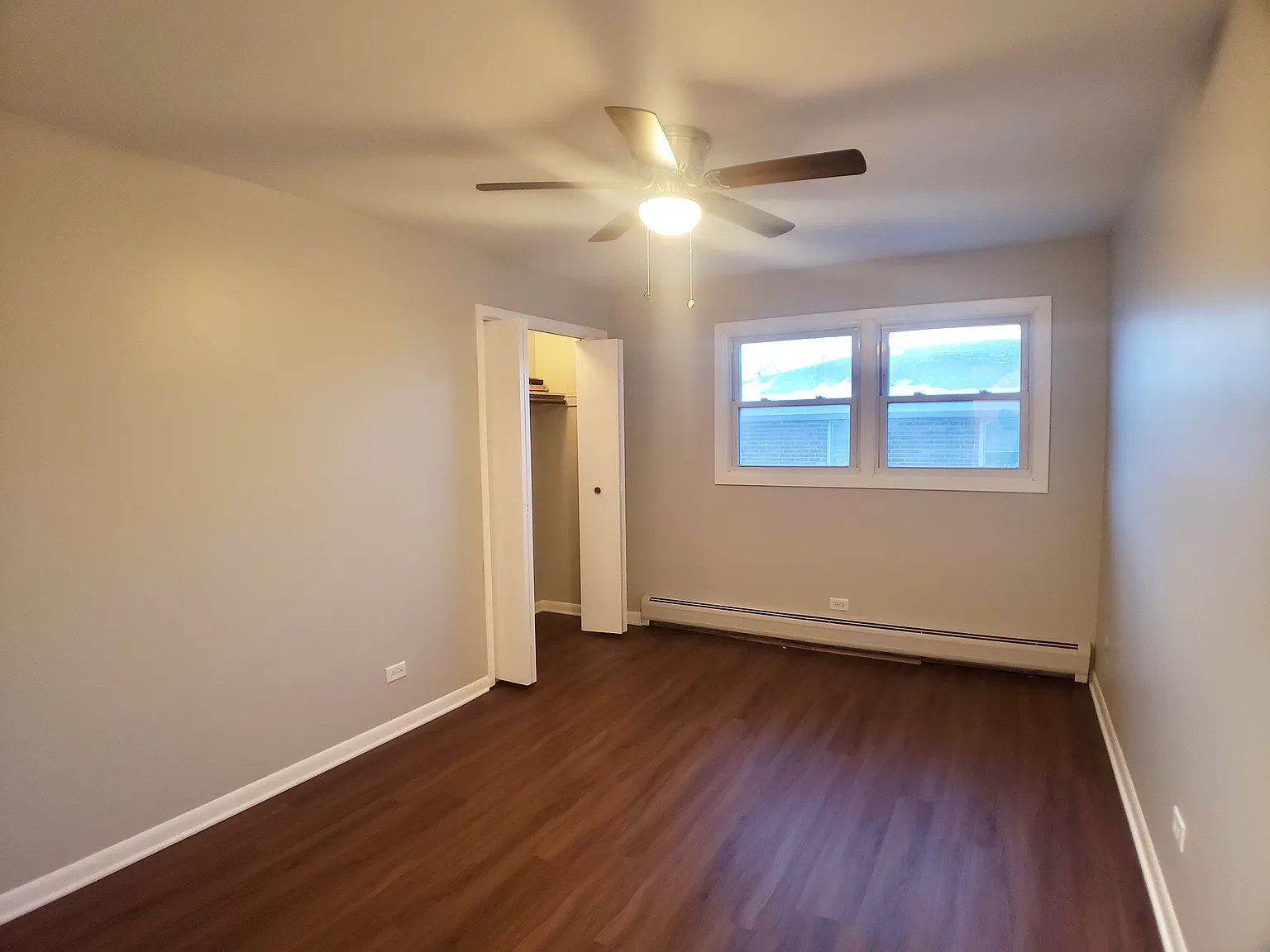 3 bed, 1.5 bath, 1000 sqft, $2,300 — Photo 4