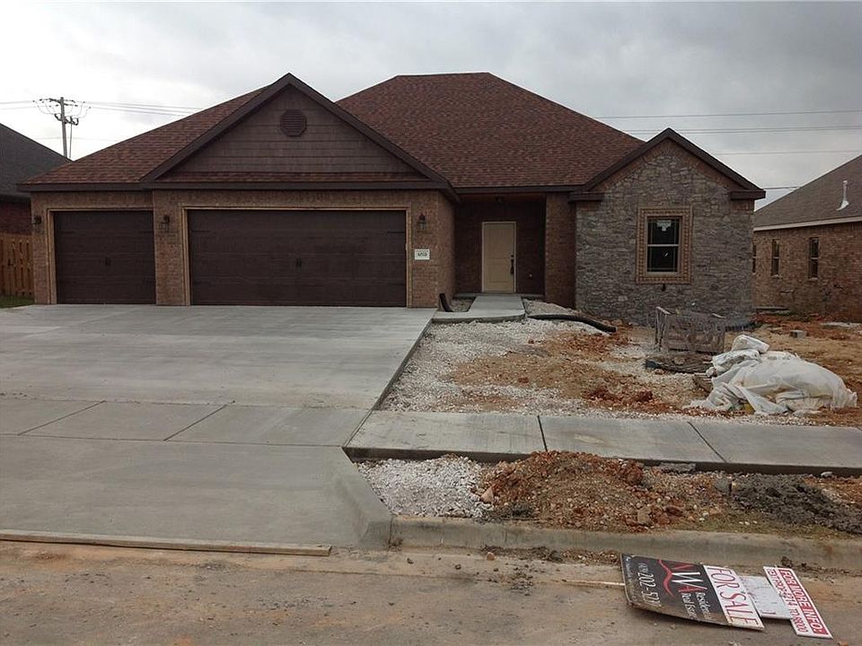 1st image of 4205 SW Beech Ln