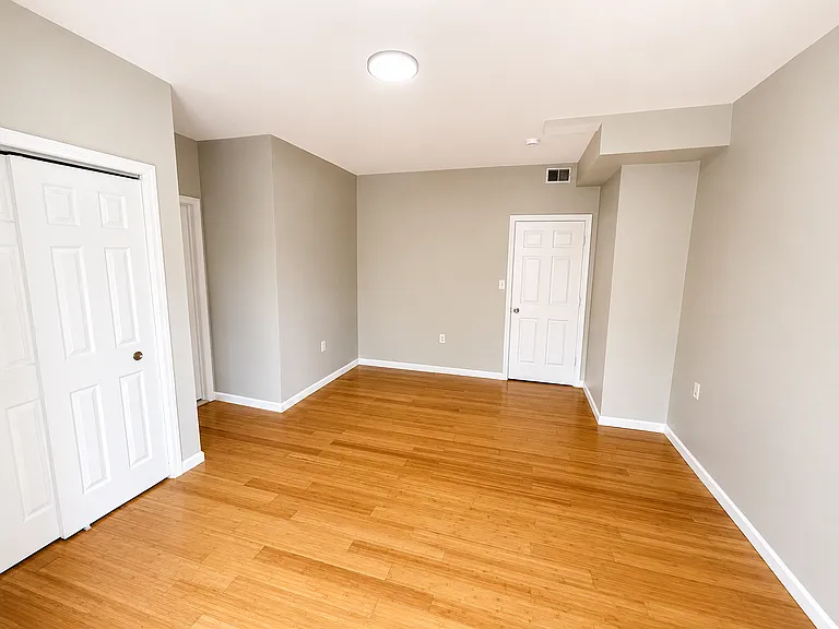 110 Chadwick Ave #2 — Photo 8