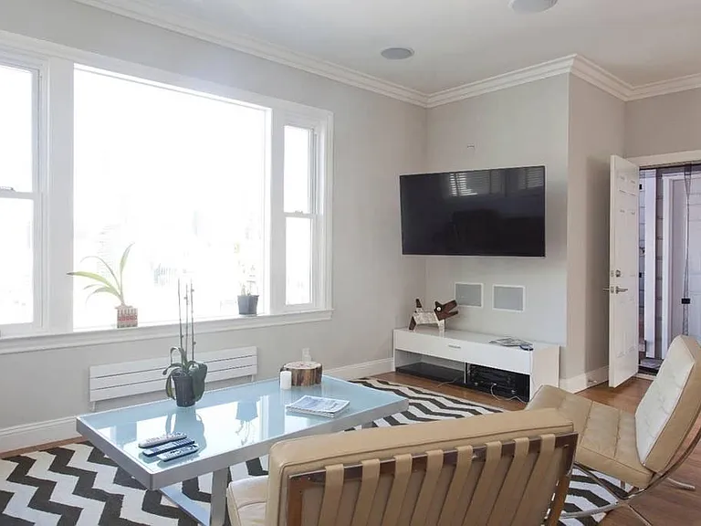 1340 Mason St — Photo 2