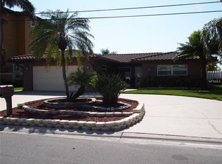 11200 8th St E, Treasure Island, FL 33706