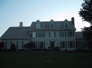 6 Hillcrest Cir, New Hope, PA 18938