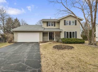 5 Ashley Cir, Madison, WI 53719