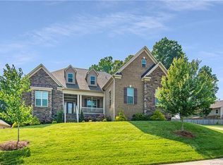 8820 Tarrington Dr, Harrisburg, NC 28075