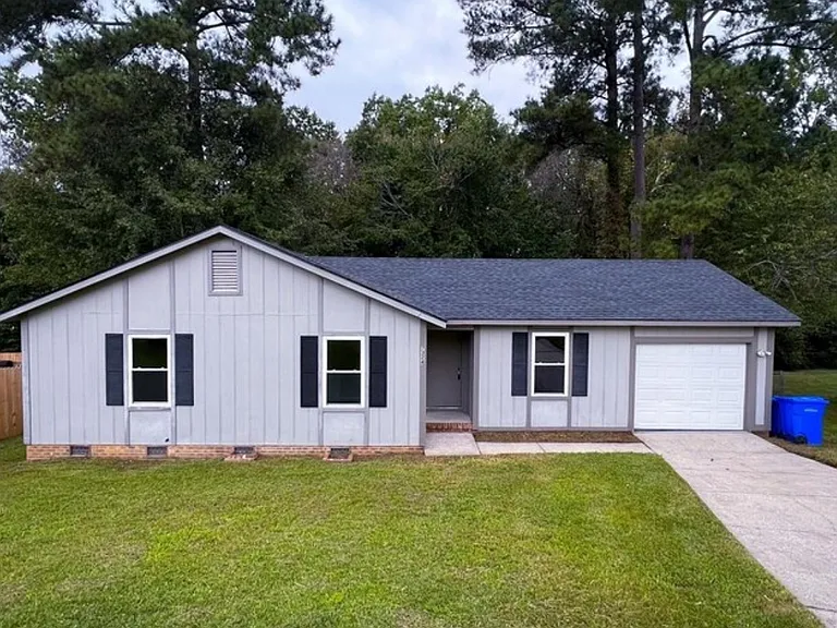 7324 Van Grayson Loop — Photo 1