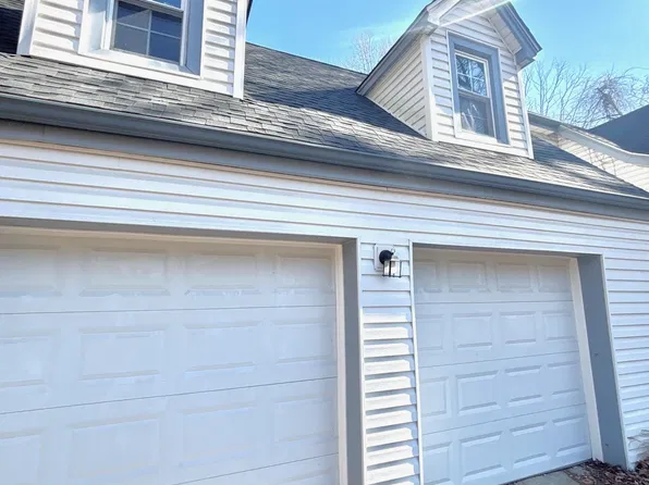 6 Oregon Ave, Mount Laurel, NJ 08054