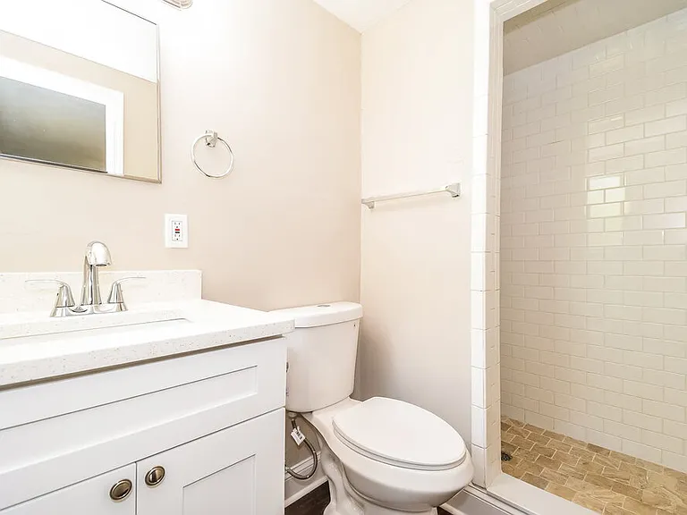 7563 Patrice Ct — Photo 12