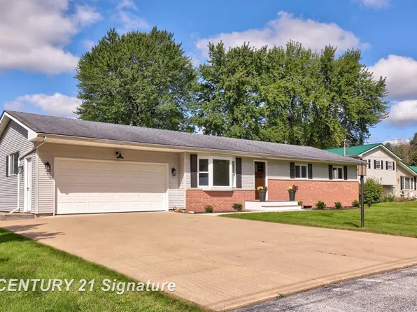 4369 Meadowbrook Dr, Freeland, MI 48623