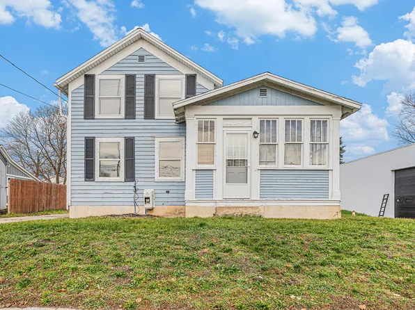 3981 White St SW, Grandville, MI 49418