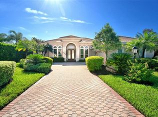 7008 Twin Hills Ter, Lakewood Ranch, FL 34202