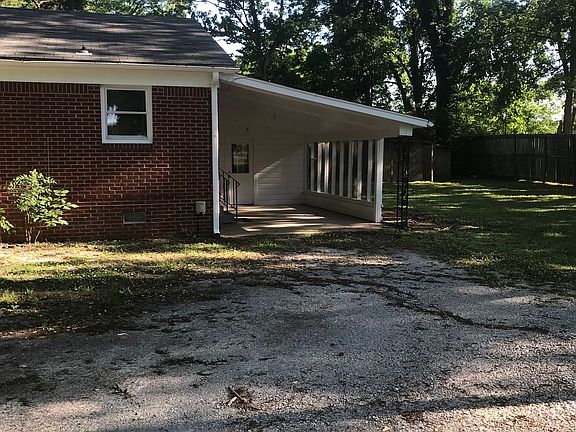 3rd image of 130 Murrell St