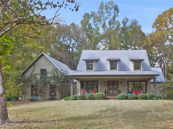 11913 Shades Creek Dr, Cottondale, AL 35453