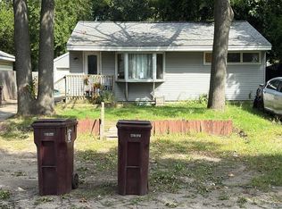 2028 Marcoux Ave, Muskegon, MI 49442