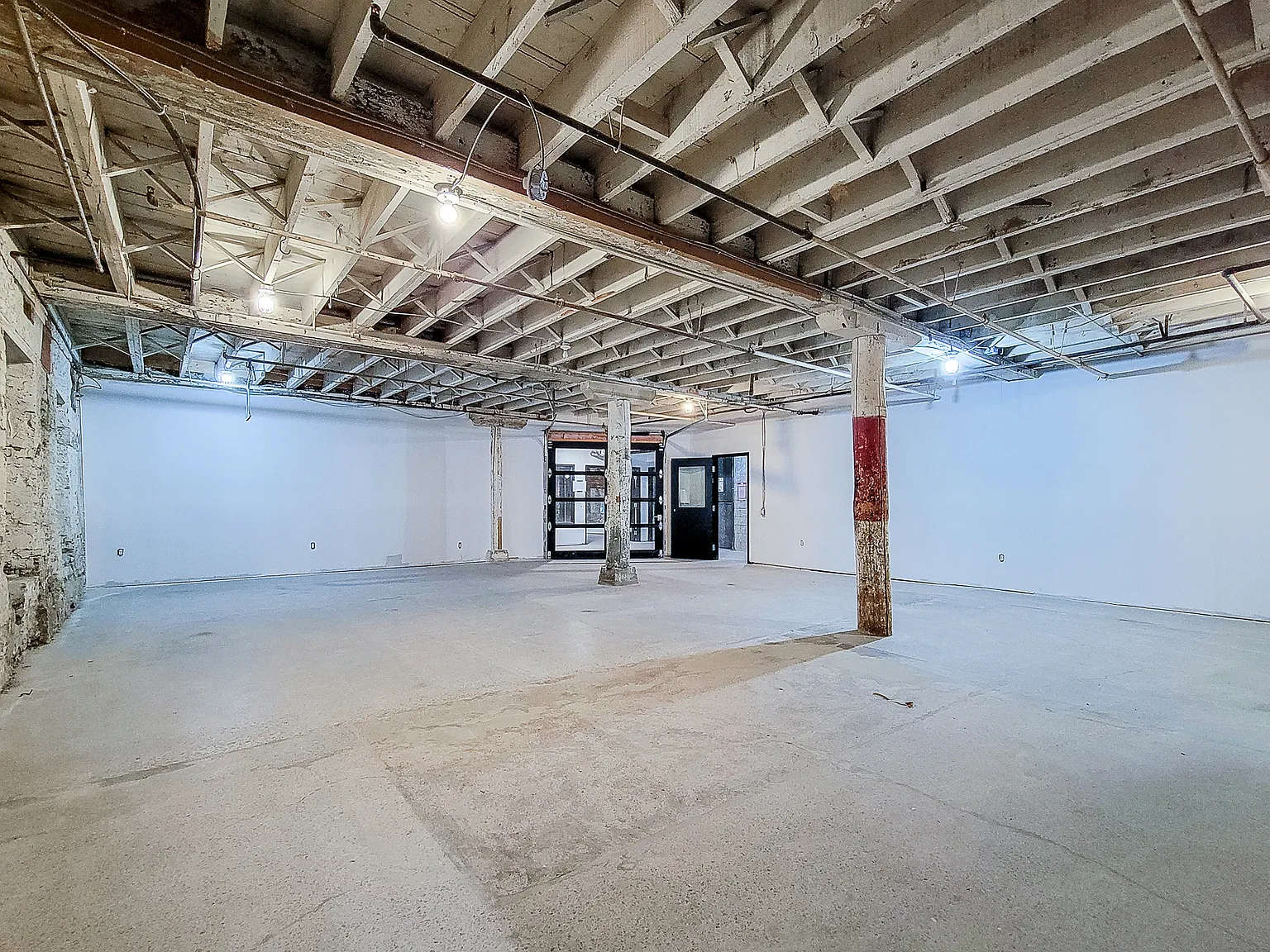 Studio, 1572 sqft, $1,703 — Photo 2
