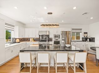 402 Treble, Irvine, CA 92618