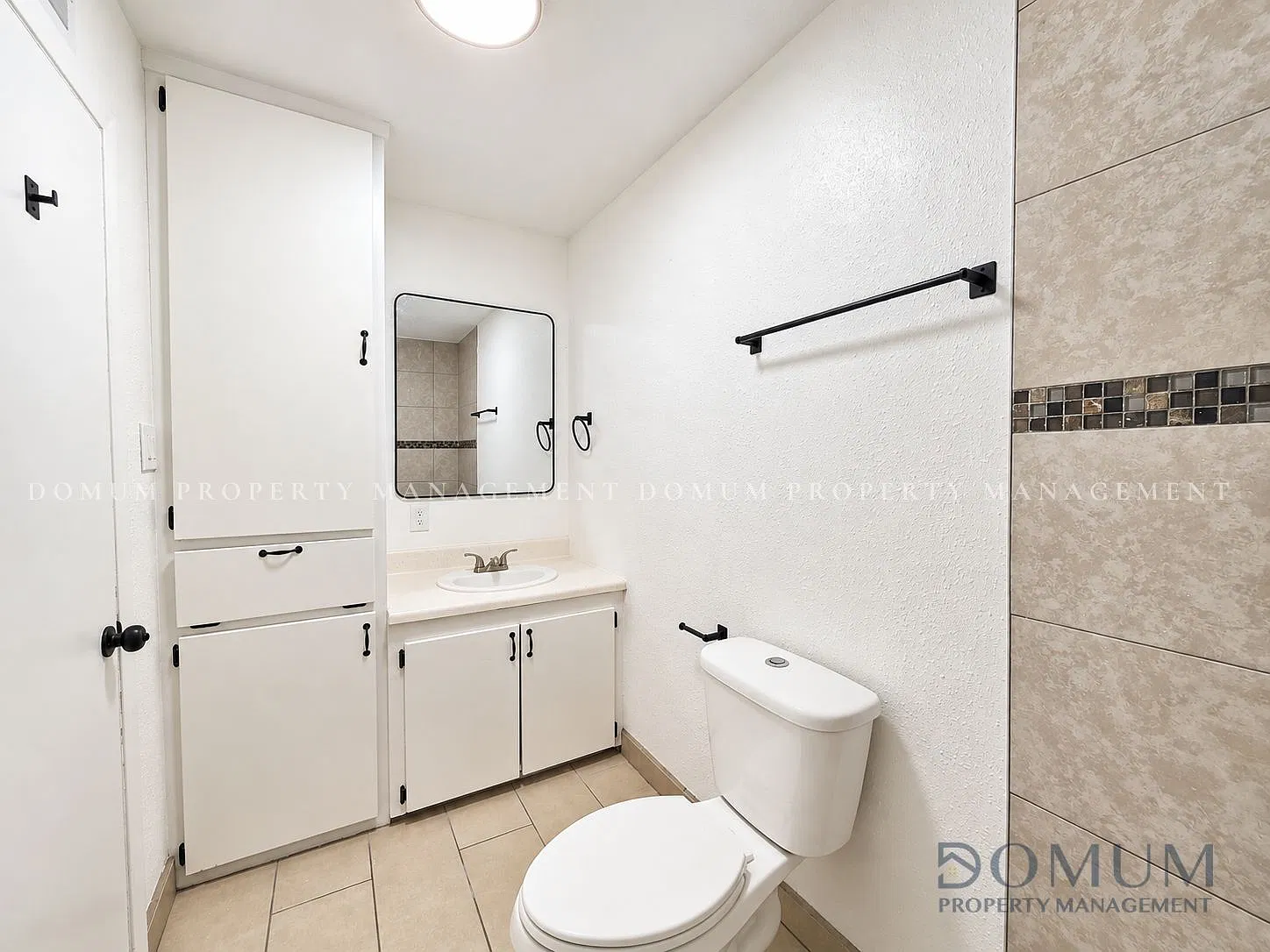 2419 Vine Avenue - D — Photo 4