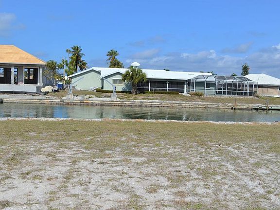 4th image of 654 Bamboo Ct #1