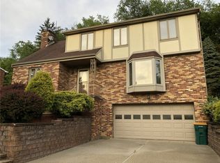 214 Lakeside Dr, Mc Kees Rocks, PA 15136