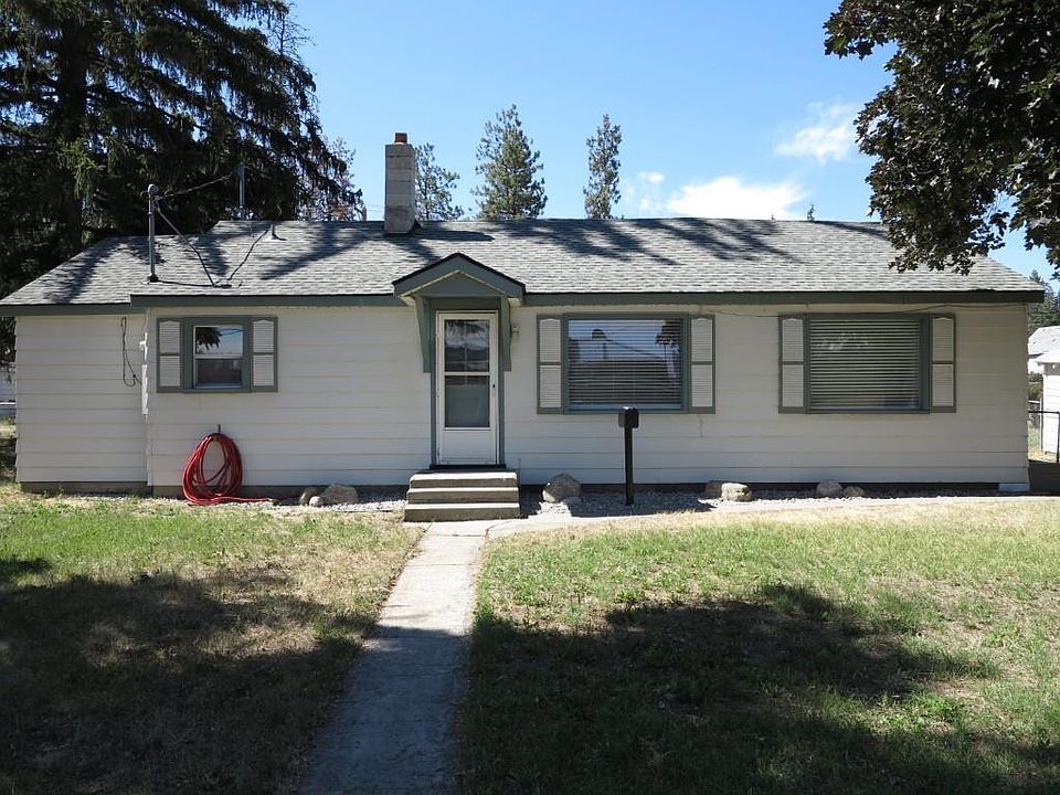 1st image of 118 W 2nd St
