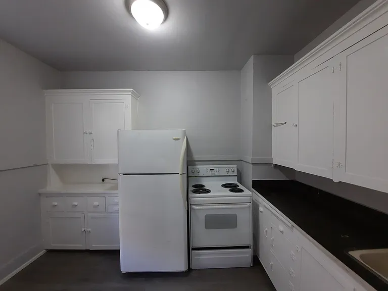 421 South Mission St- 10 Units — Photo 3