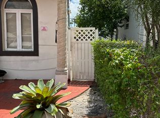 3050 SW 7th St, Miami, FL 33135