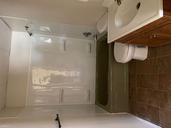 Bathroom (1)