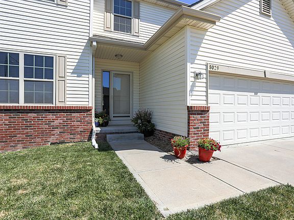 4th image of 8029 S 162nd Ave