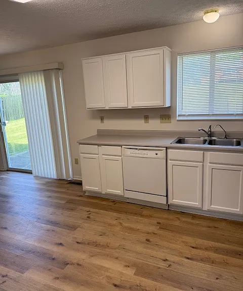 6963 Autumn Glen Dr — Photo 13