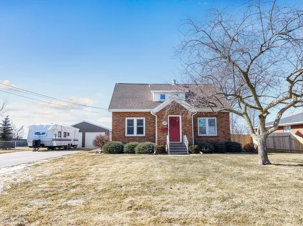 1208 S Erie St, De Pere, WI 54115