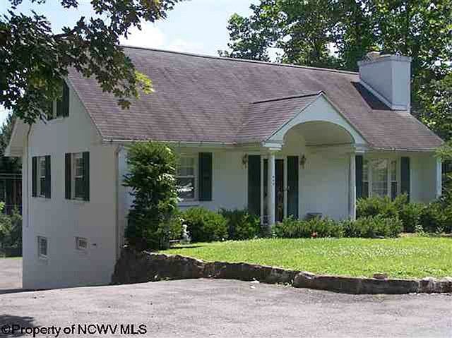 1st image of 104 Shirlane Ave