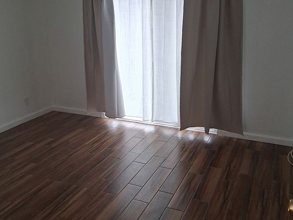 5th image of 6920 Victoria Ave APT 1