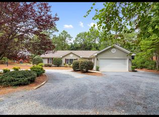 173 Pine Lake Dr, Whispering Pines, NC 28327