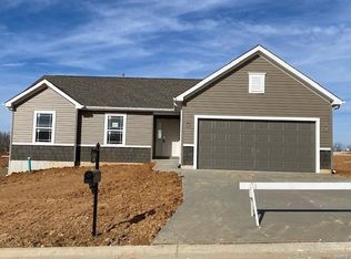 495 Birchwood Dr, Moscow Mills, MO 63362