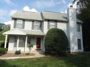 2808 Cricket Cir, Edison, NJ