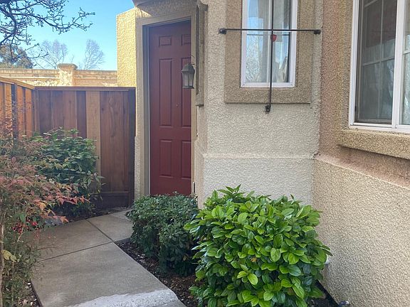 3rd image of 431 Alvarado St