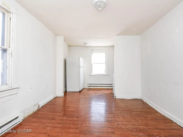 169 Madison St #2 — Photo 4