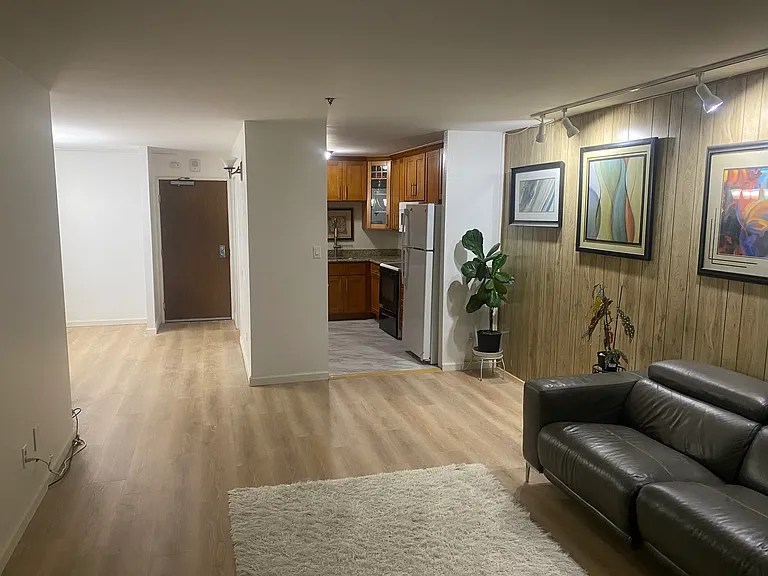 555 Pierce St #334 — Photo 2
