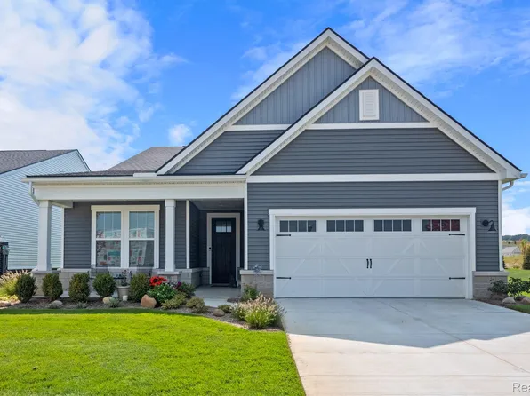 2055 Marigold Way, Milford, MI 48381
